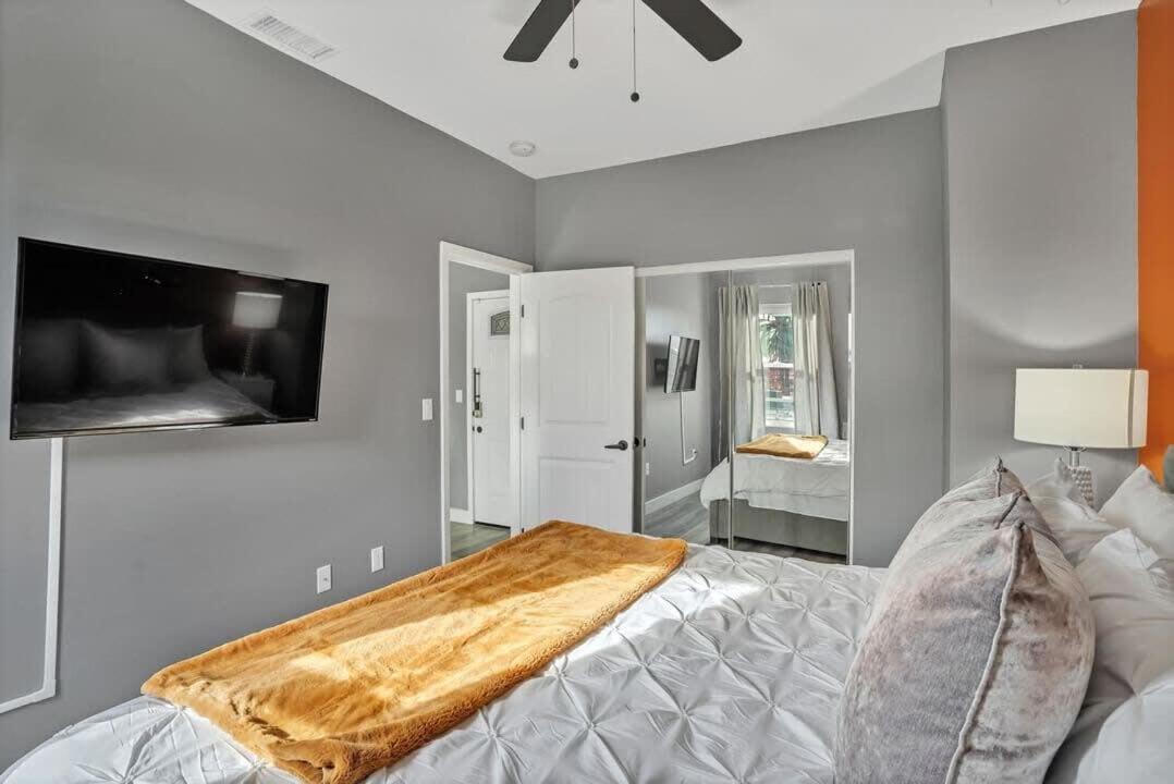 Appartement Professionals-Restaurants-Fastwifi-A C-Desk- Pets à San Diego Extérieur photo